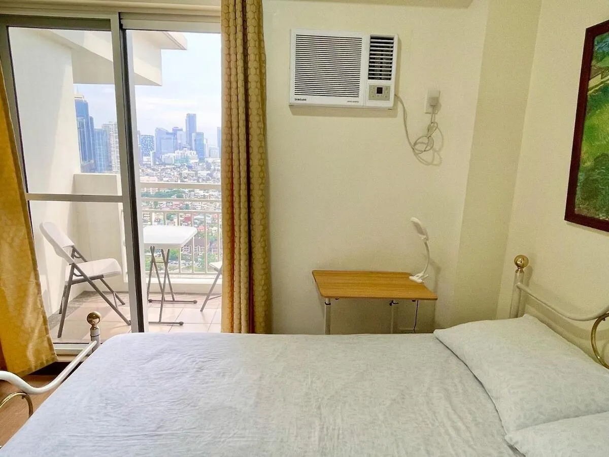Condotel Deluxe At Brixton Place Manila Apartment
