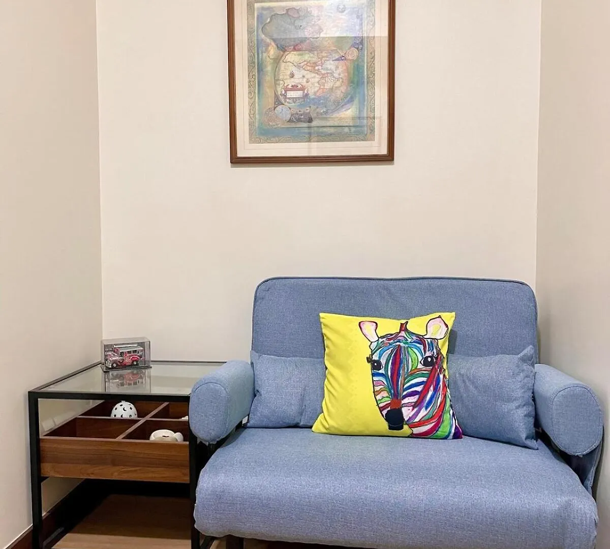 Condotel Deluxe At Brixton Place Manila